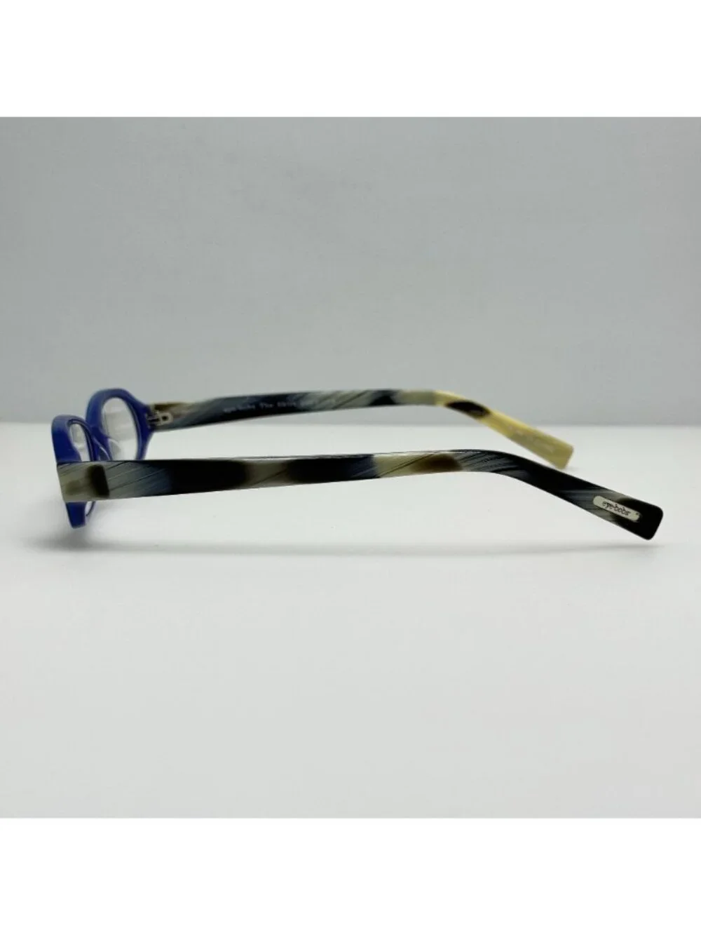 Eyebobs 2257 18 The Skirt Eyeglasses Eye Glasses Readers 42-14 +2.00